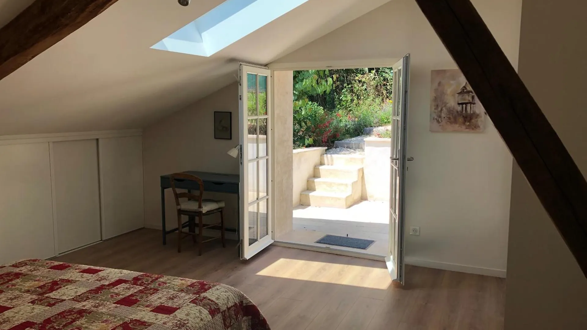 Holiday home Newly Converted Barn, Magnificent Vues, Garden And Pool Lauzerte France